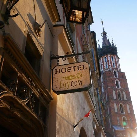 Heynow Rooms, Apartments And Hostel In City Center 크라쿠프 외부 사진