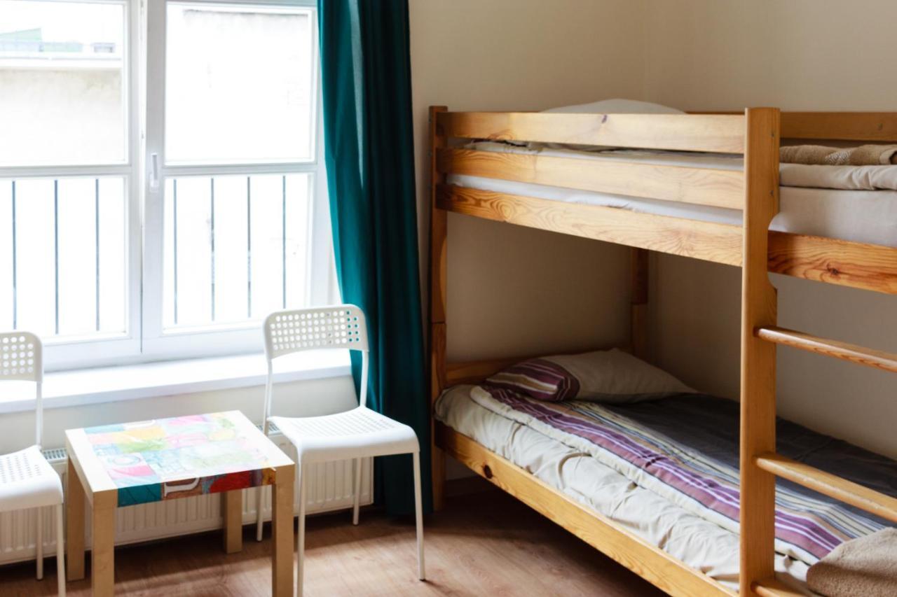 Heynow Rooms, Apartments And Hostel In City Center 크라쿠프 외부 사진