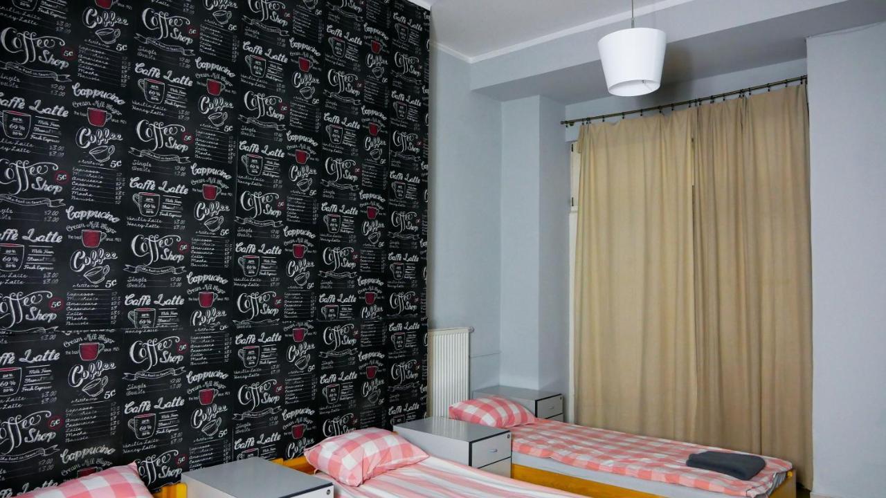 Heynow Rooms, Apartments And Hostel In City Center 크라쿠프 외부 사진