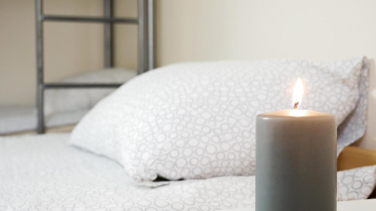 Heynow Rooms, Apartments And Hostel In City Center 크라쿠프 외부 사진